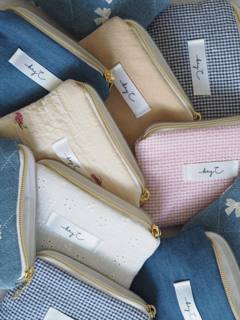 Mini Pouches in verschiedenen Stoffen mit hey C Label